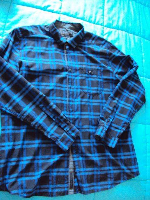2 Camisas - C&A - Deeply