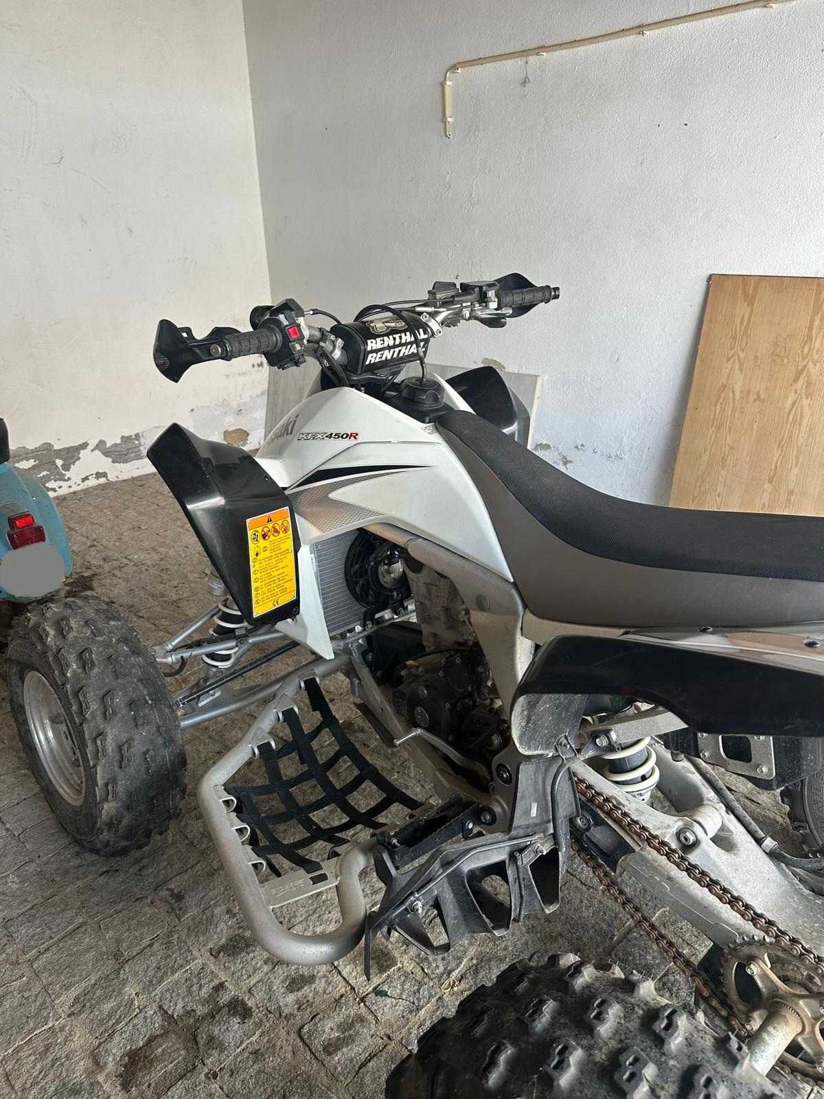 Vende-se Moto4 Kawasaki KFX450R 2008 c/ Matrícula + Atrelado Oferta
