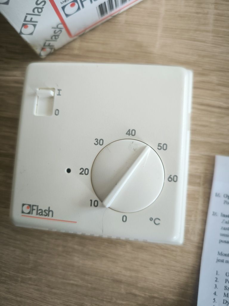 NOWY Termostat FLASH 25505 pokojowy do regulacji ogrzewania