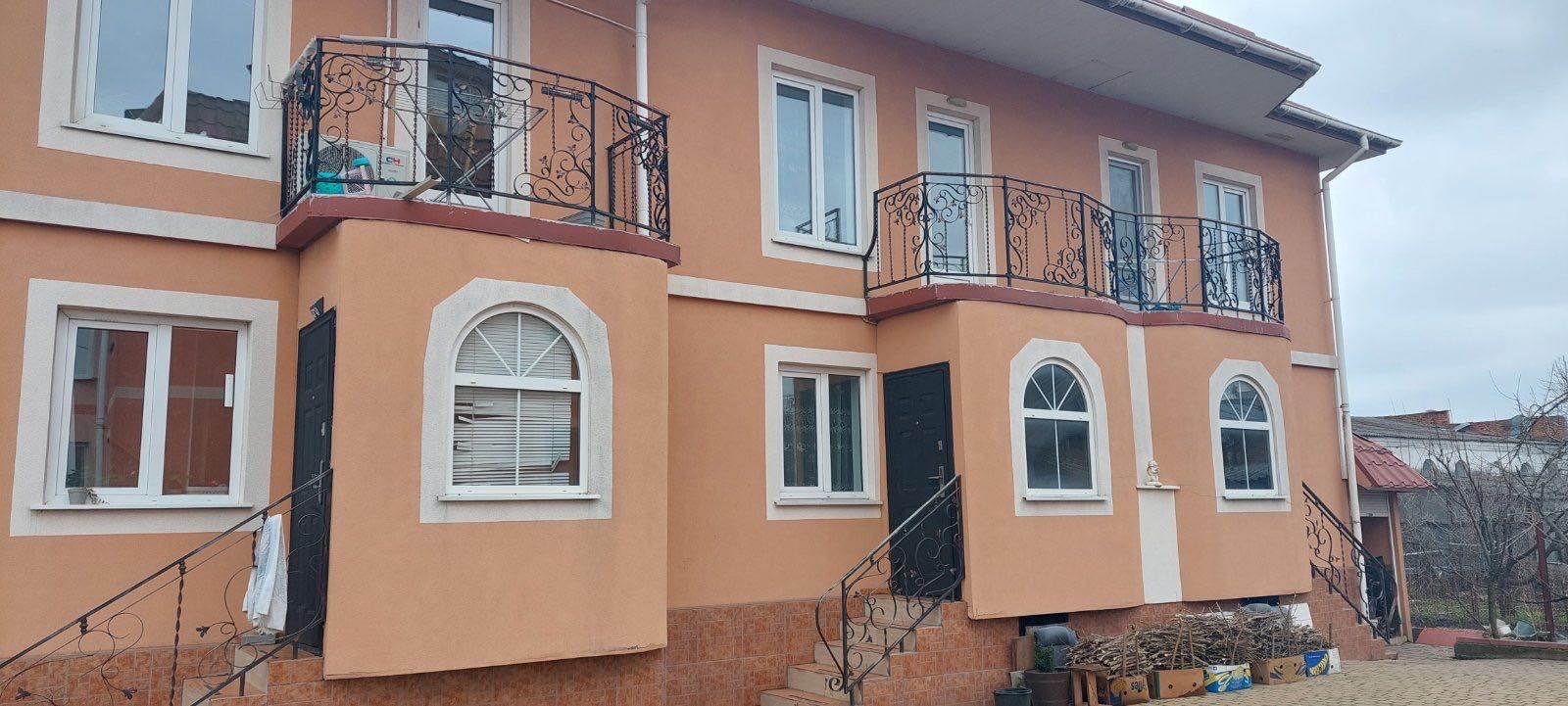 Оренда частини будинку в Центрі