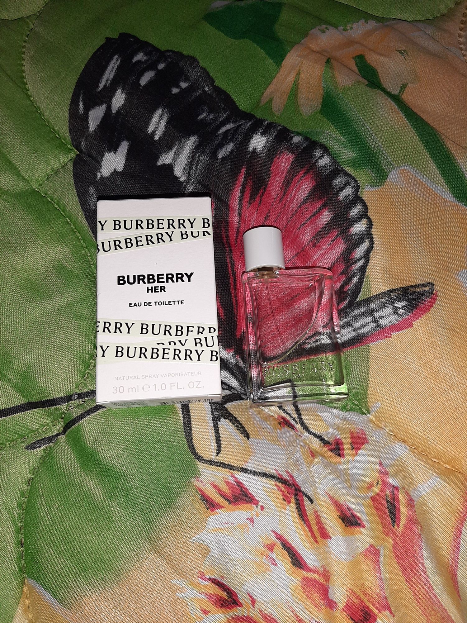 Продам туалетную воду оригинал  Burberry Her