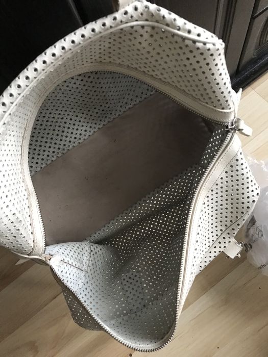 Skórzana torebka Simple, kremowa.