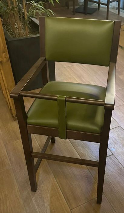 Cadeira de criança casa ou restaurante