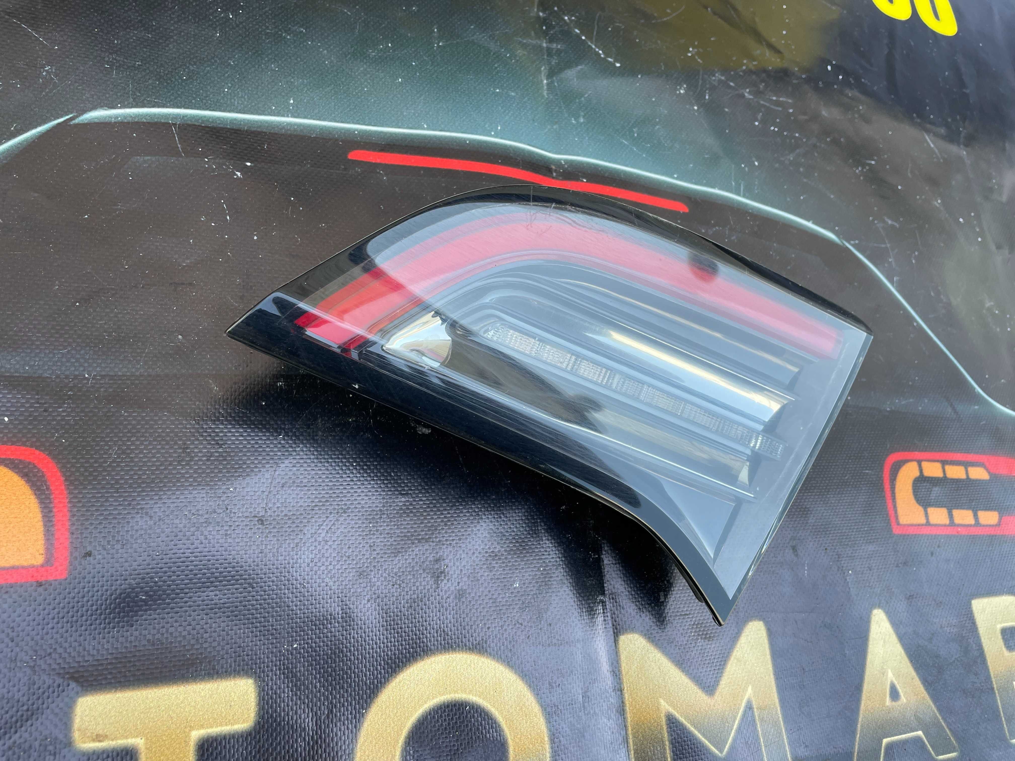 Фонарь Tesla Y стоп задній правий 1502089-00-c ліхтар tesla my