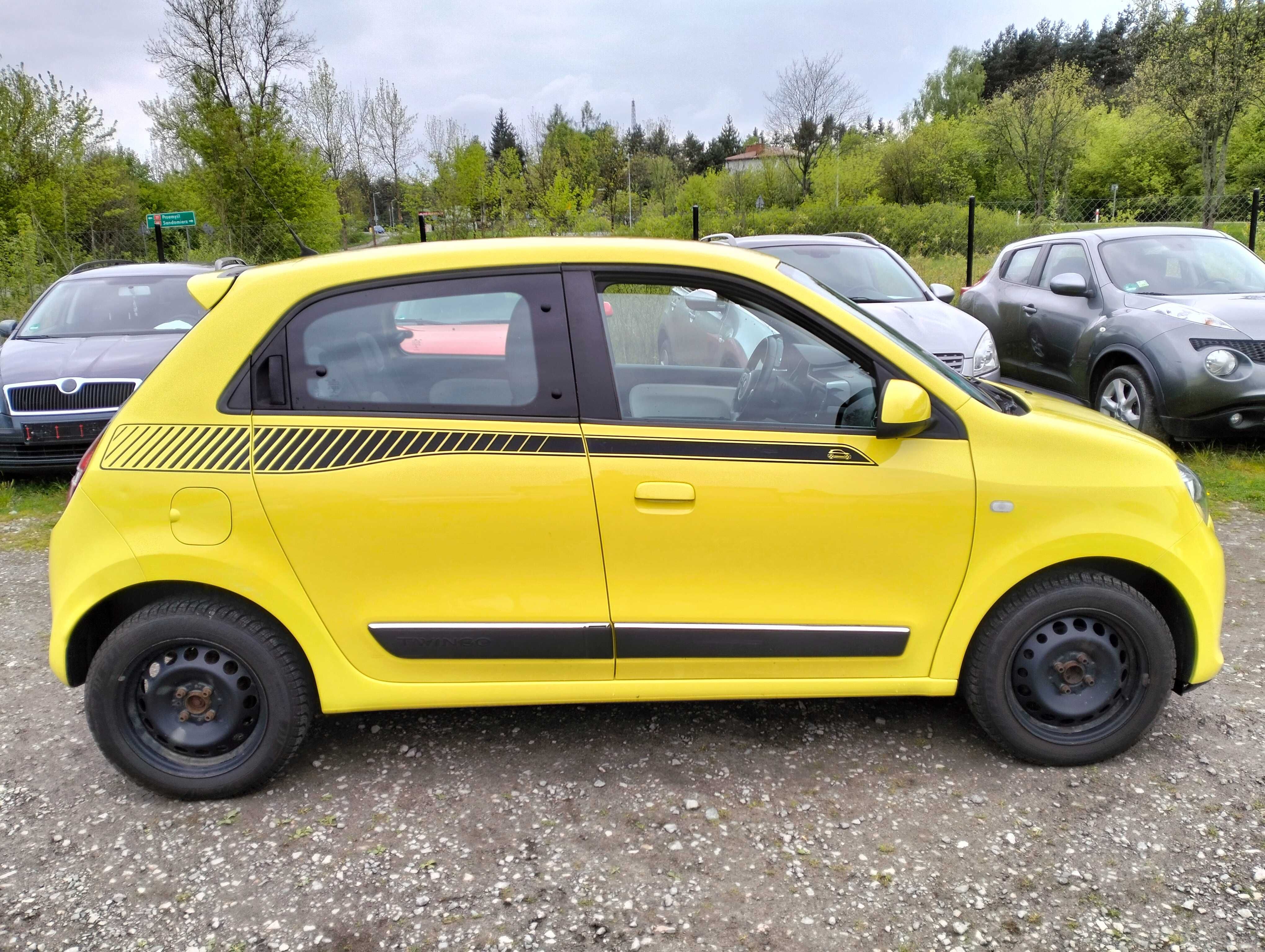 Renault Twingo. kamera .navi. 70000km