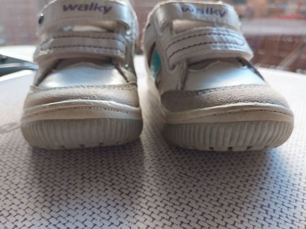 Półbuty walky 22