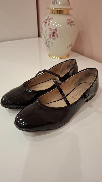 Лакові балетки ідеальний стан