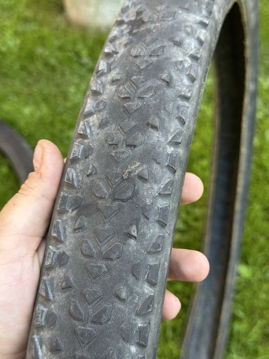 Велосипедні шини недорого – дивіться опис