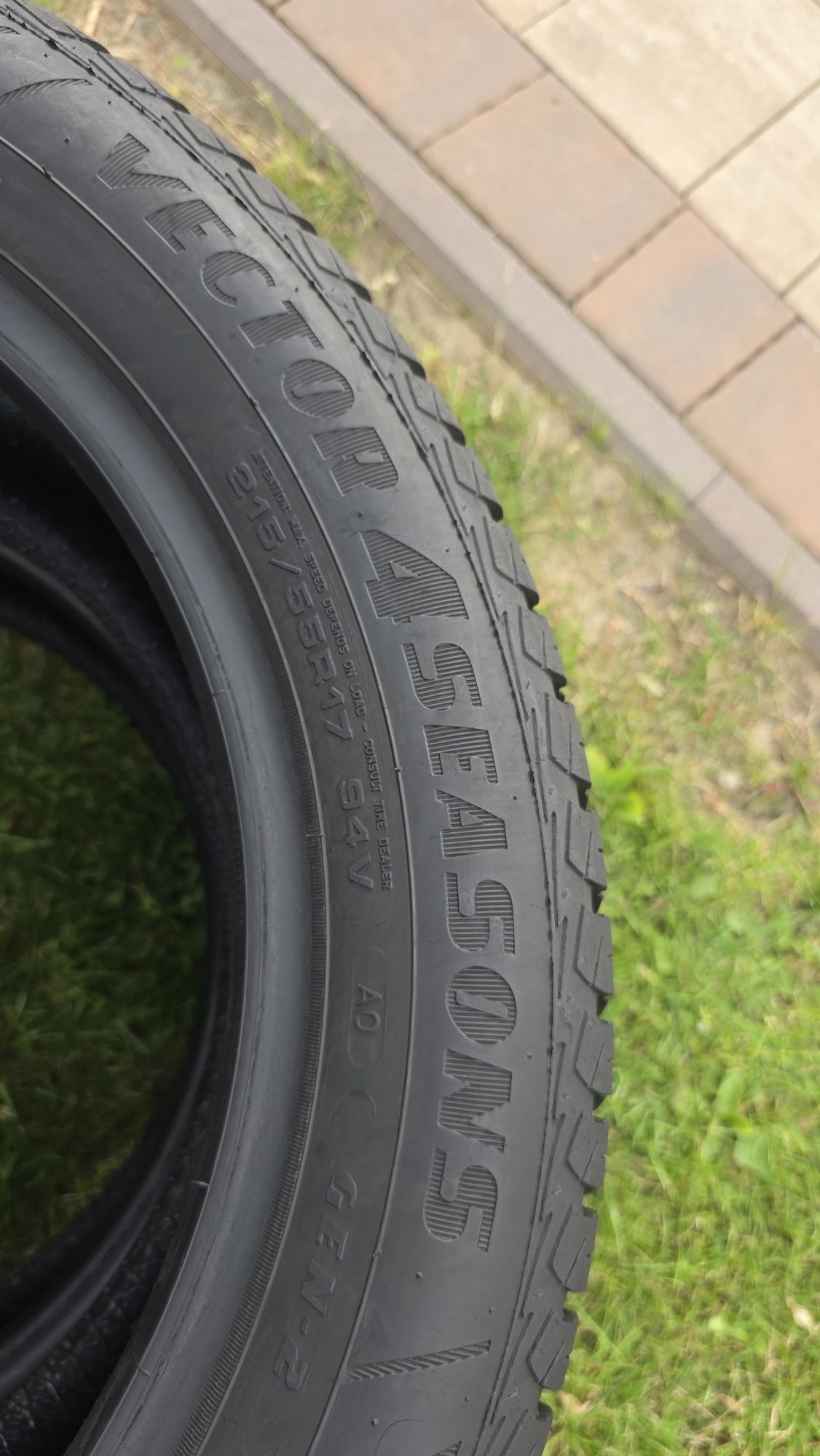 215/55R17 Goodyear opony całoroczne. Idealne. Wysyłka, montaż.