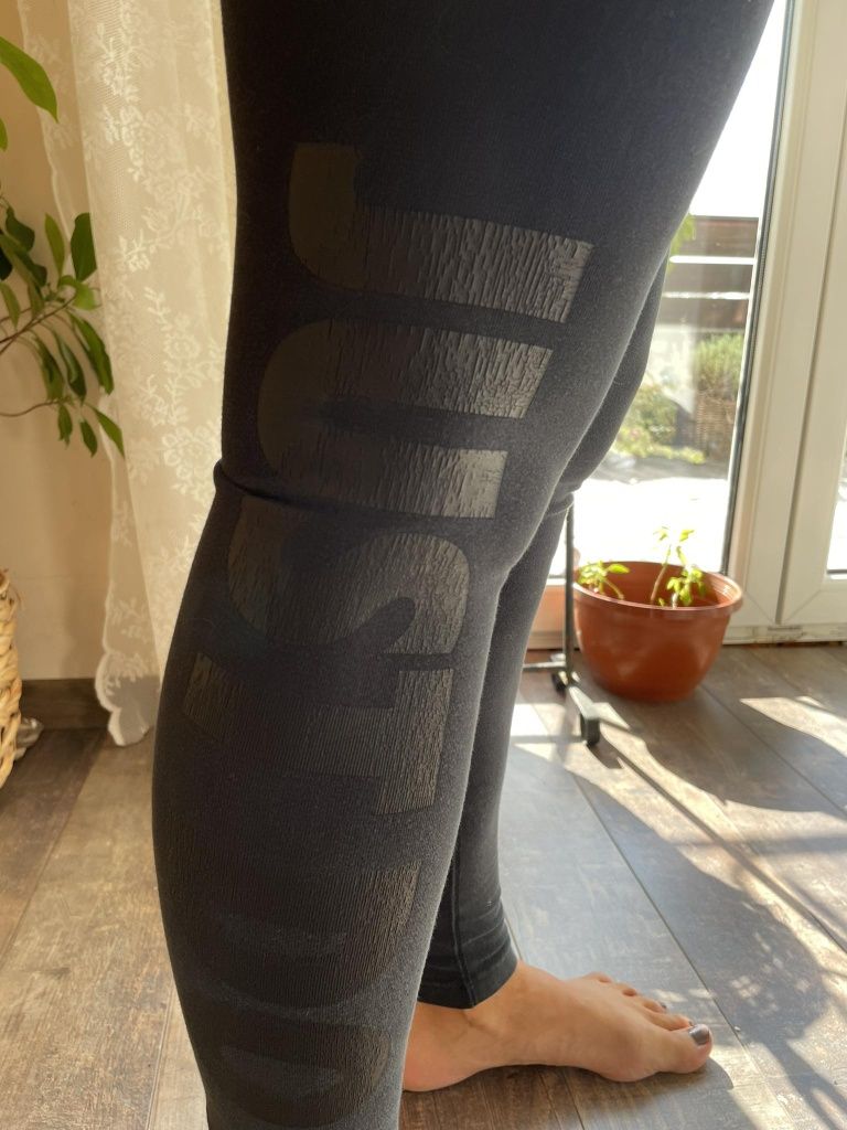 Legginsy Nike Leg-A-See Just Do It rozmiar S, 57% Cotton