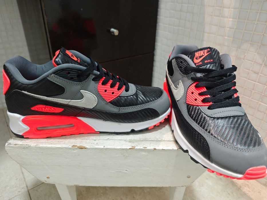 Nike Air max novas usadas uma vez