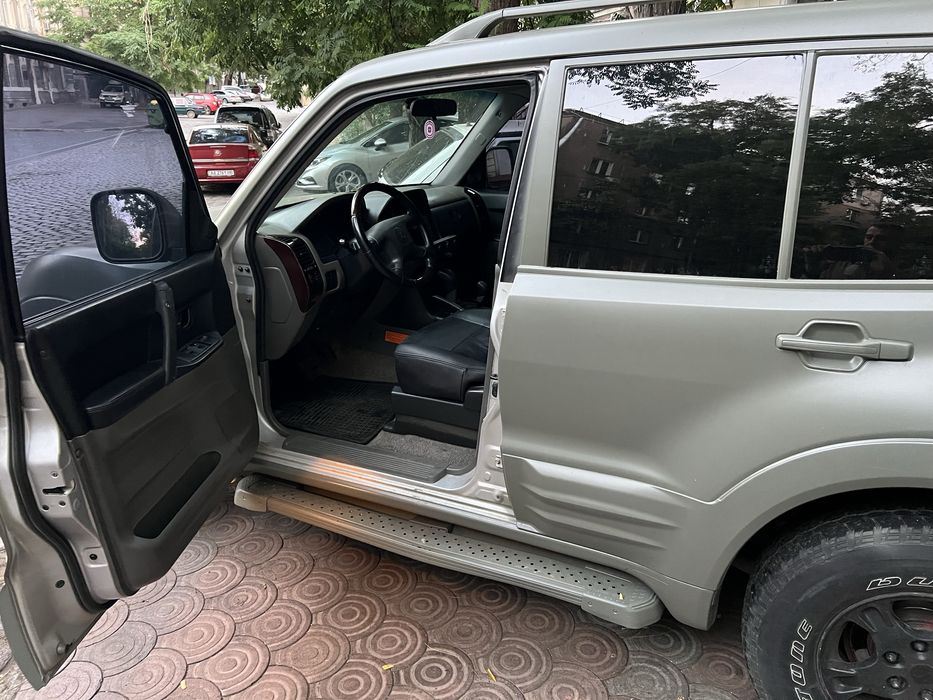 Міцубісі Паджеро,надійний джип,все працює.