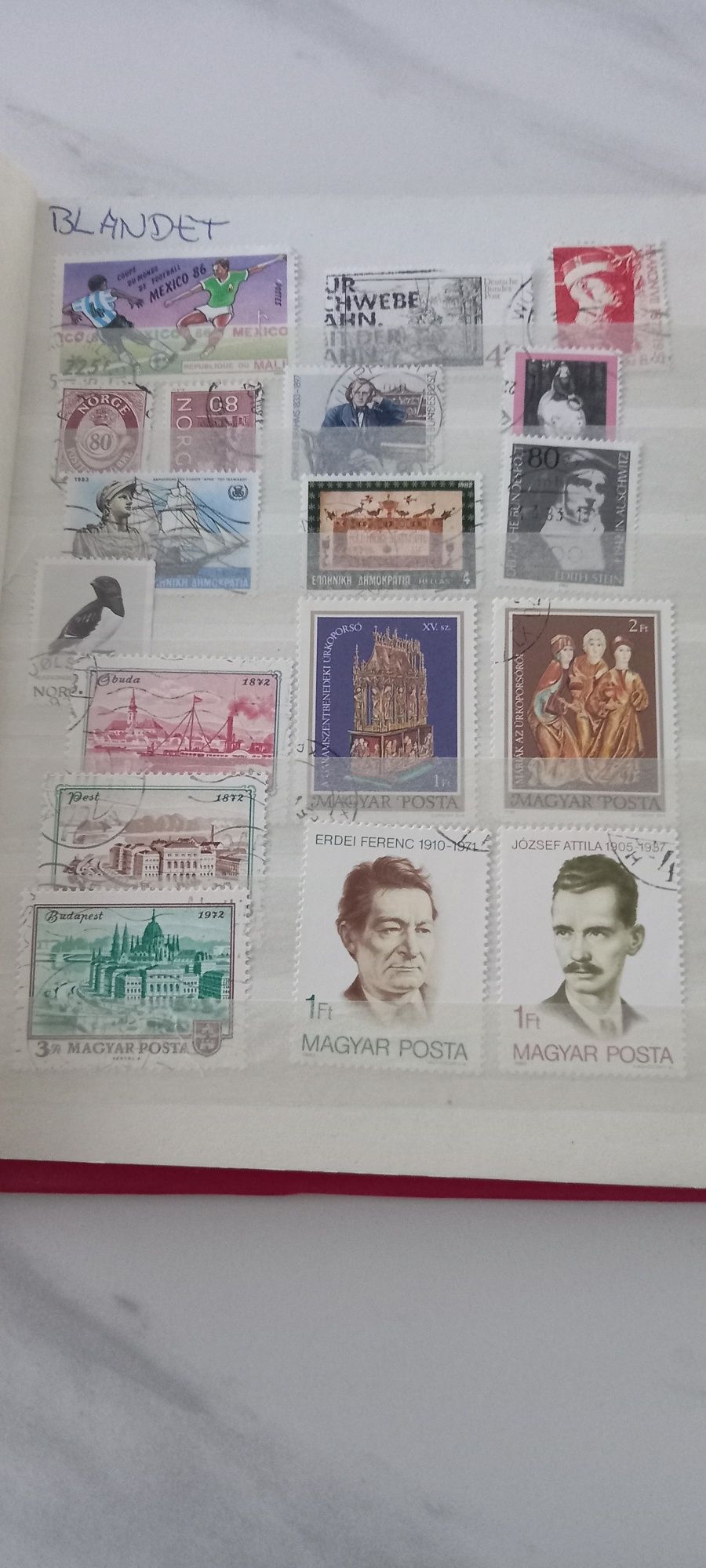 Klaser ze znaczkami