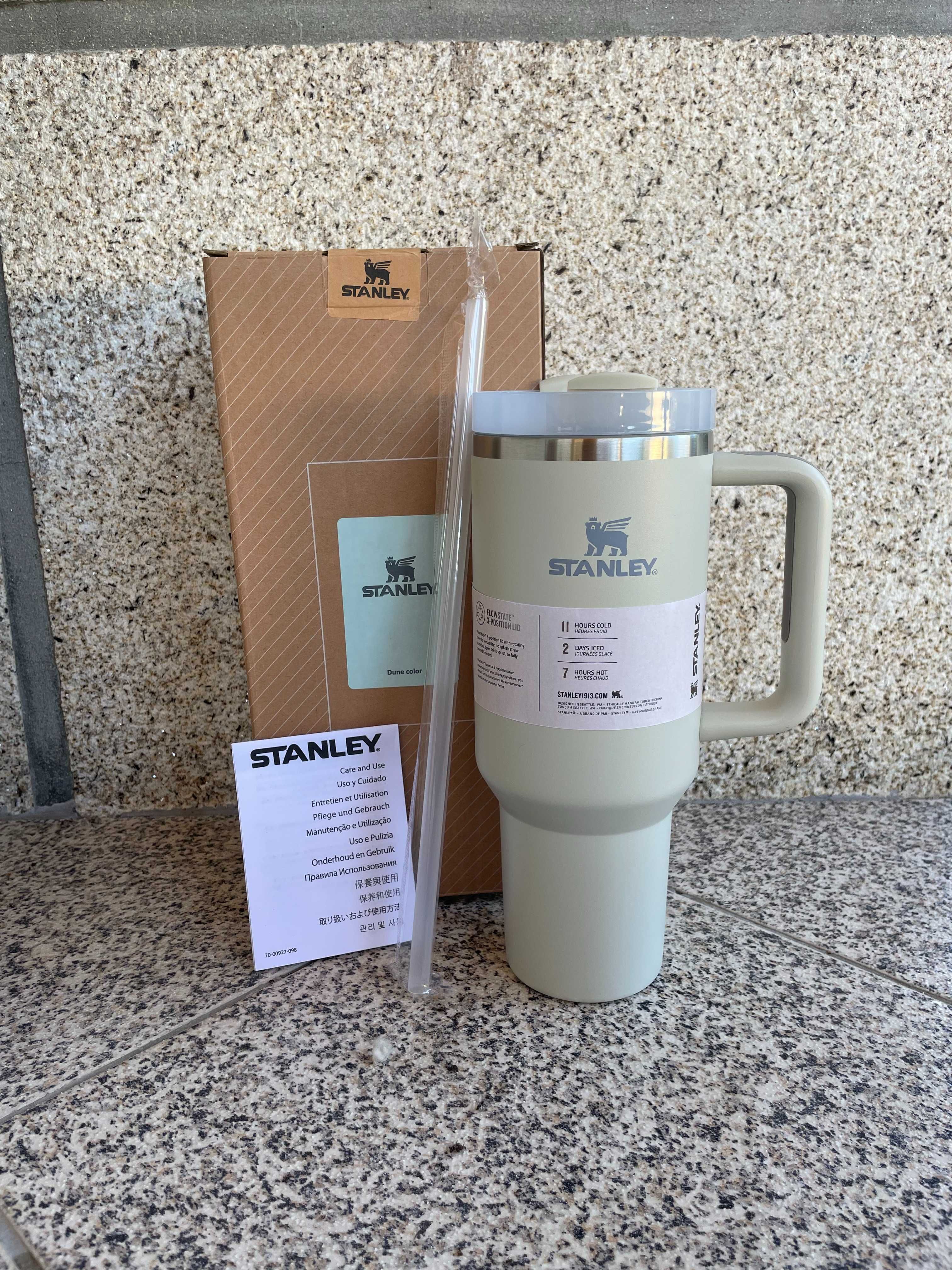 Copo térmico Stanley 1.18L ( 40 OZ)