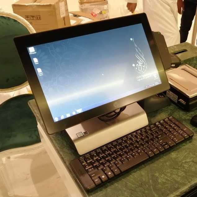 Комплект: ПОС термінал HP RP9 15"тач + 14" + Сканер + Принтер + Ящик