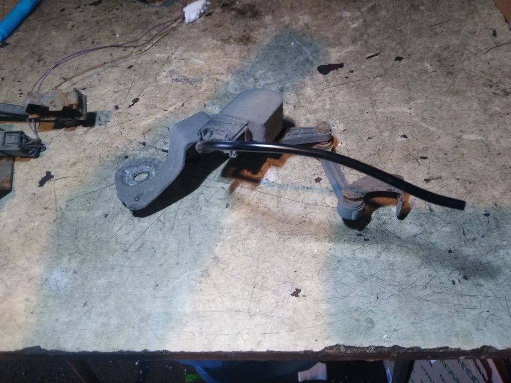 Czujnik poziomowania Xenon cięgno audi a4 b7 b6 oryginał