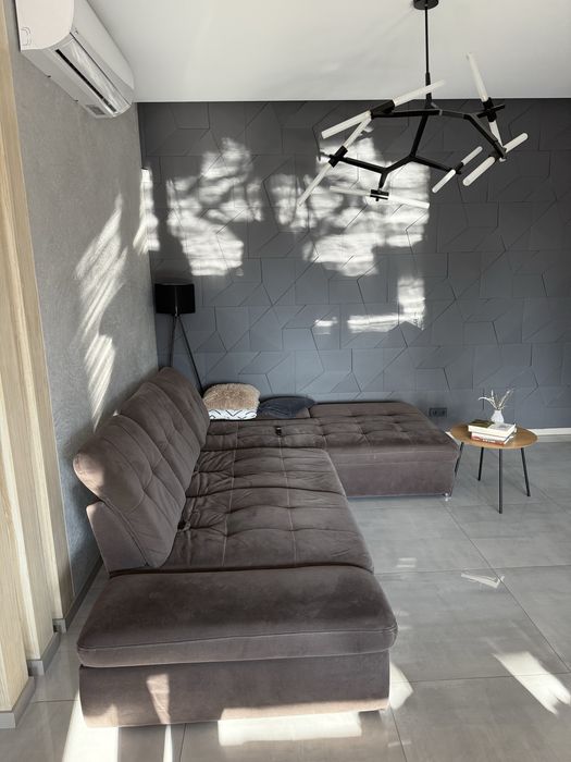 Продам диван в нормальному стані