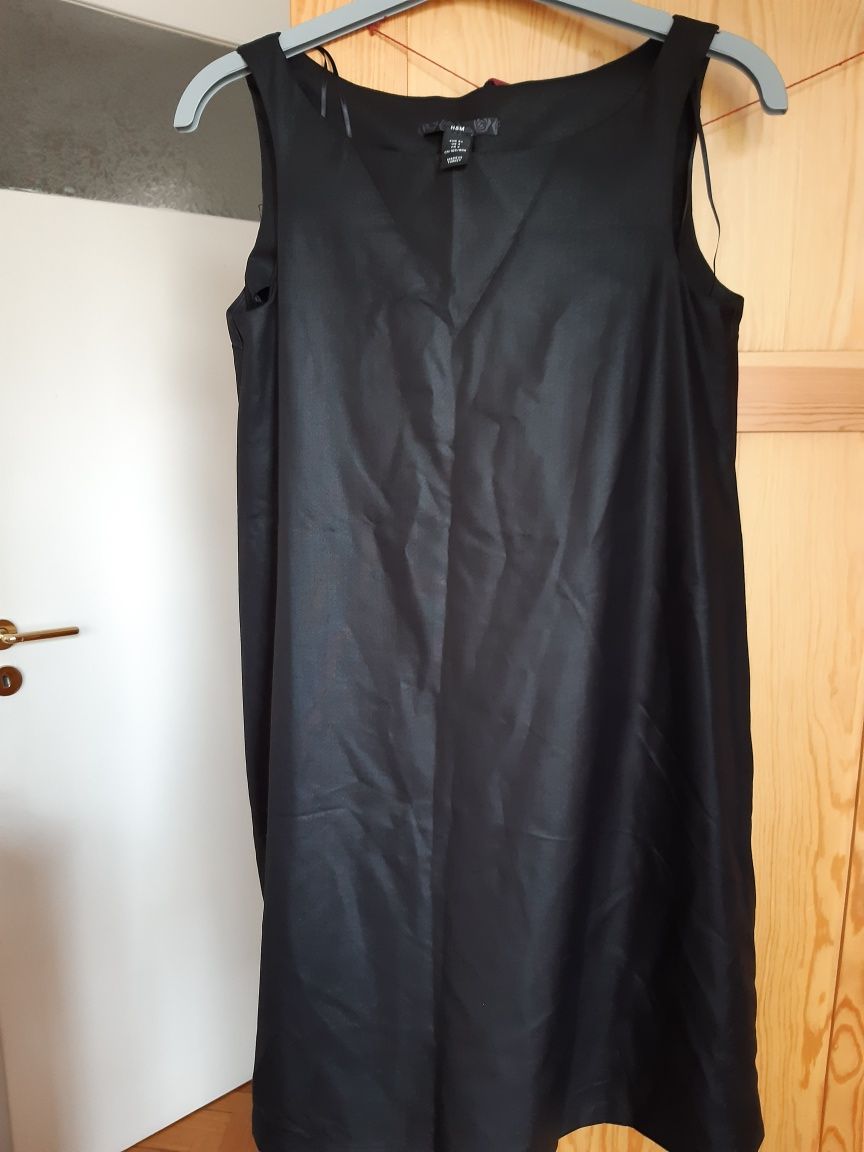 Sexy-Czarna -trapezowa sukienka rozmiar 34,nowa !!