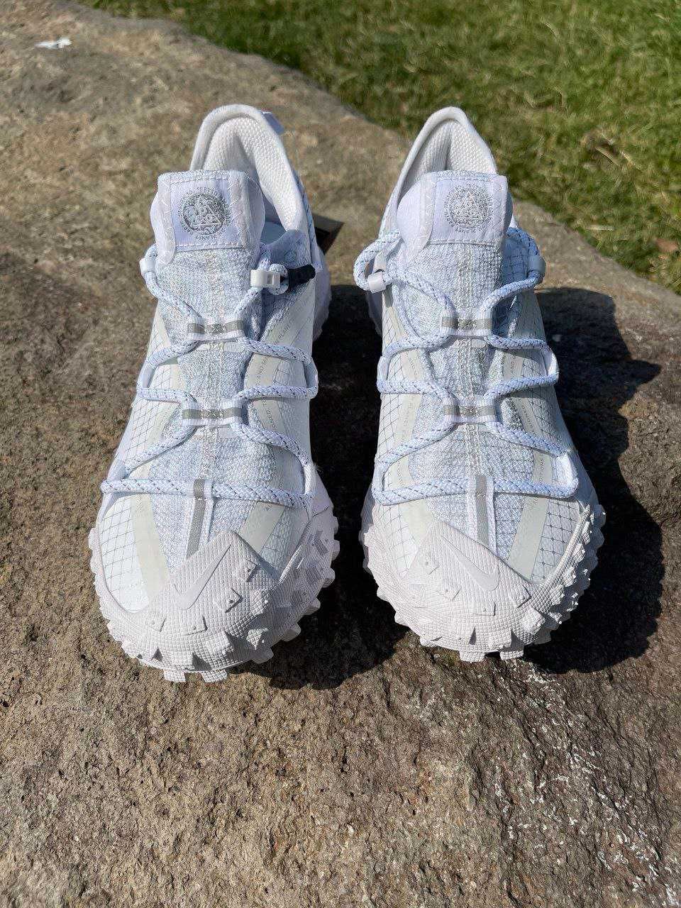 Nike ACG -  mountain fly low gore-tex