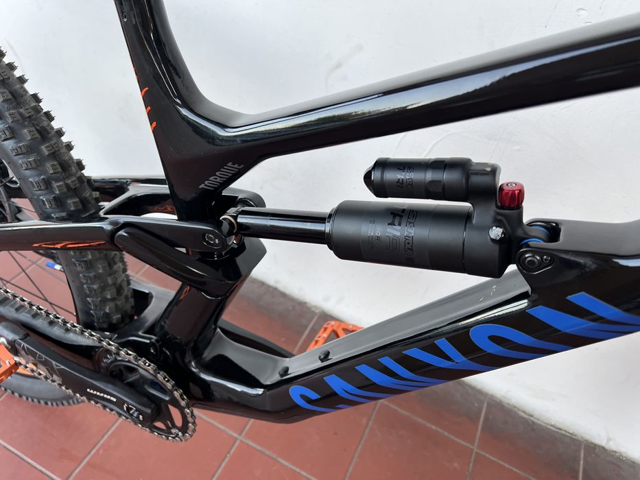 Canyon Torque CF8 2022 M 27.5” Carbon- Rower Enduro, Jibber