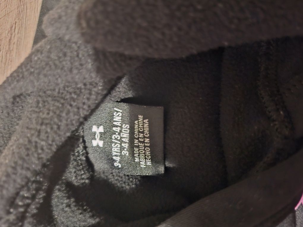 Dres dla  dziewczynki Under Armour 3-4 lata
