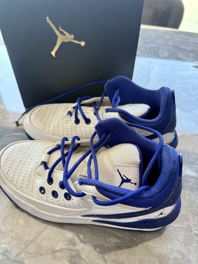 Buty Nike Jordan Max Aura 5- r.36,5- super stan