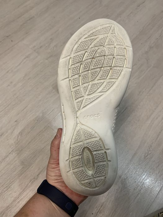 Crocs кросівки 35-36 розмір