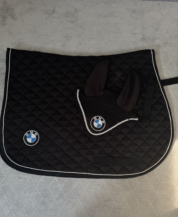 Czarny zestaw z logiem BMW
