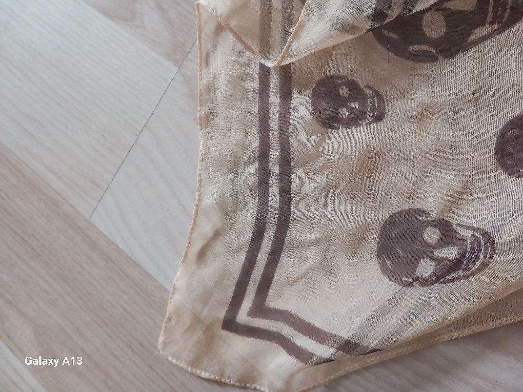 Alexander McQueen jedwabna chusta oryginalna