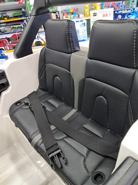 Usado revisionado carro elétrico criança 12v 4x4