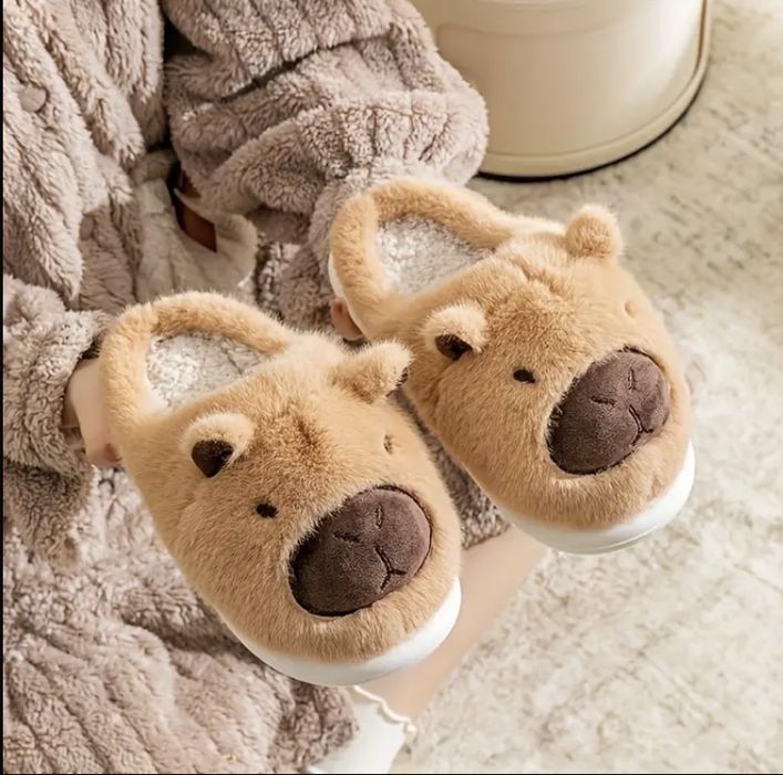 Кімнатні тапочки Капібара