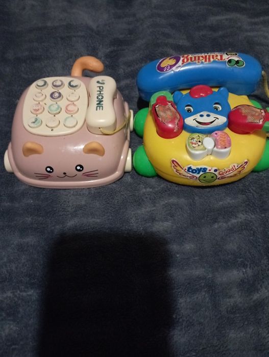 Дитячі телефони іграшки