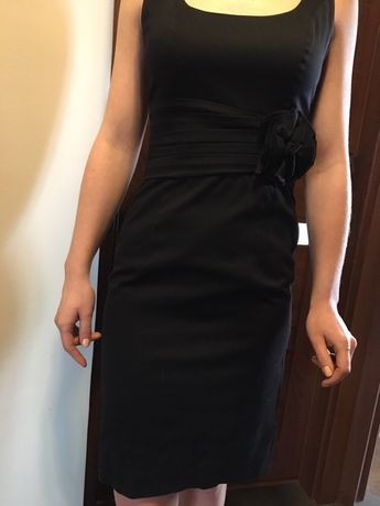 Sukienka elegancka mała czarna śliczna
