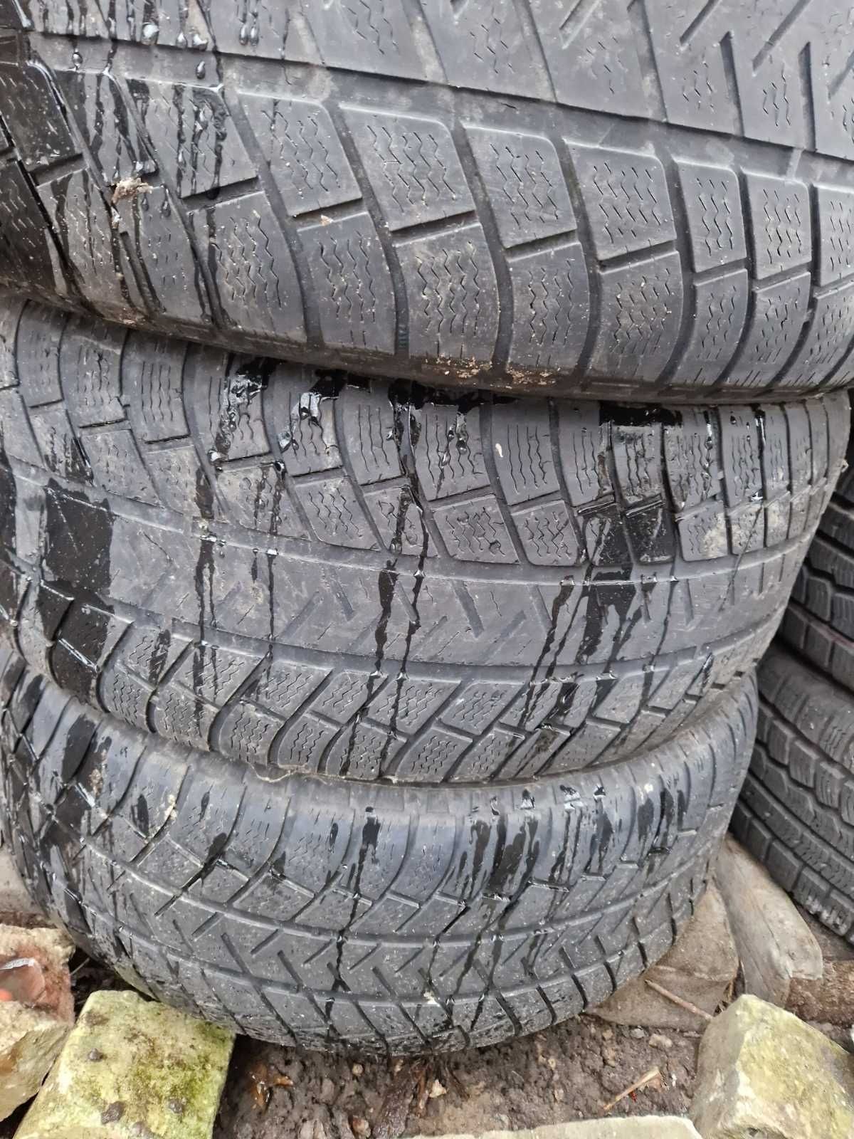 Резина 255/55R18. Цена за 4 колеса.