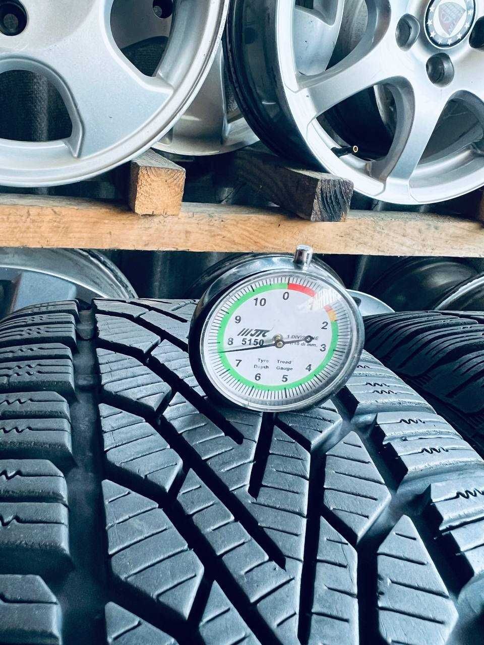 Шини Резина Зимові 215 65 16 Semperit Sped-Grip 2 4шт