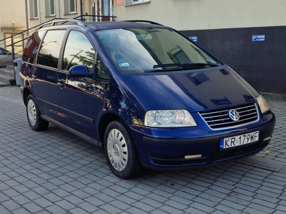 Volkswagen Sharan 1.8t z LPG lift hak Kinder isofix 7 osobowy osobowy