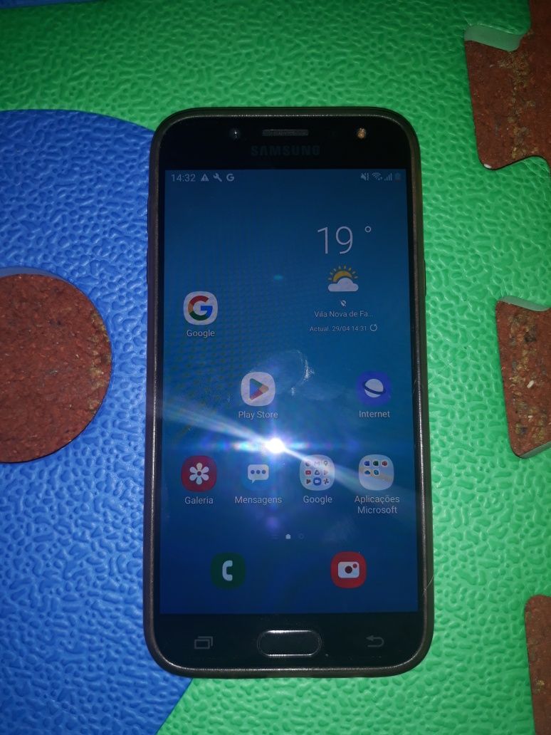 Vendo telemóvel Samsung J5