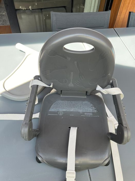 Assento elevatório para refeição