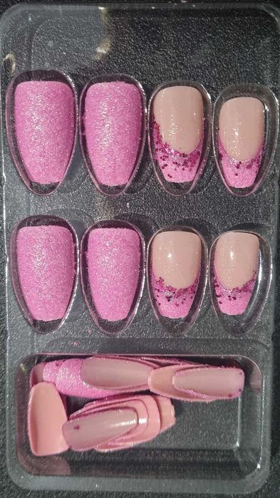 Conjunto de unhas postiças/falsas reutilizáveis - NOVAS