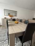 Conjunto moderno de sala: mesa jantar + cadeiras + aparador + móvel TV