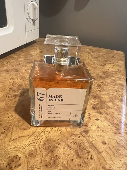 Perfum made in lab 67