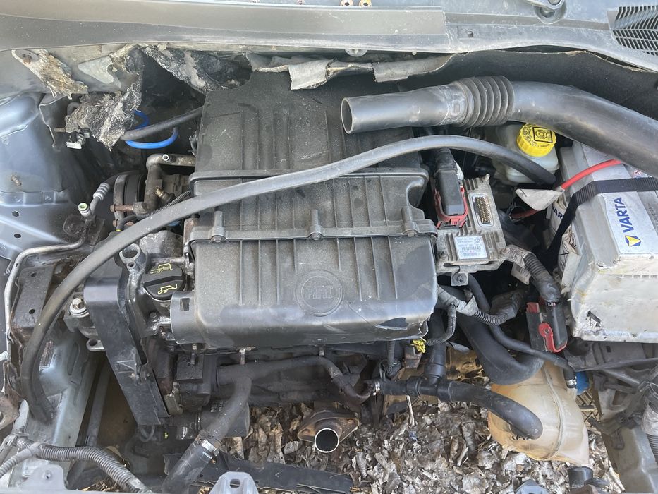 Fiat Grande Punto lakier 595/A 1.4 Benzyna 8V 78 KM Części!