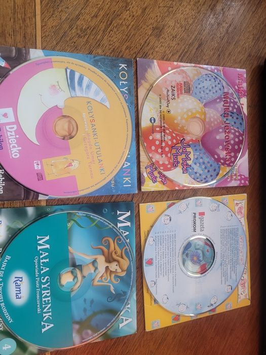 CD x 5 + DVD Piosenki, audiobooki i film dla dzieci-szczegóły w opisie