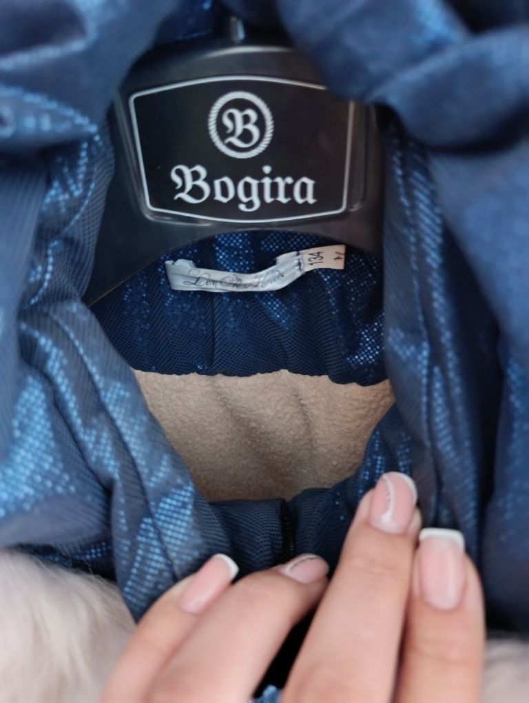 Зимова куртка на дівчинку