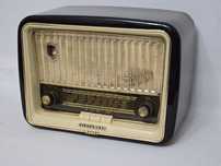 Rádio antigo reparado Telefunken
