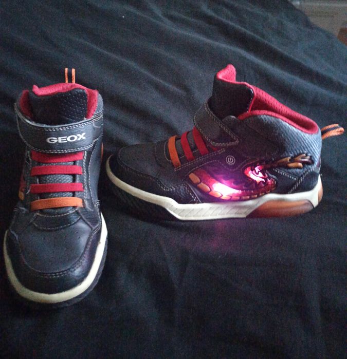 Buty Geox świecące, roz.35