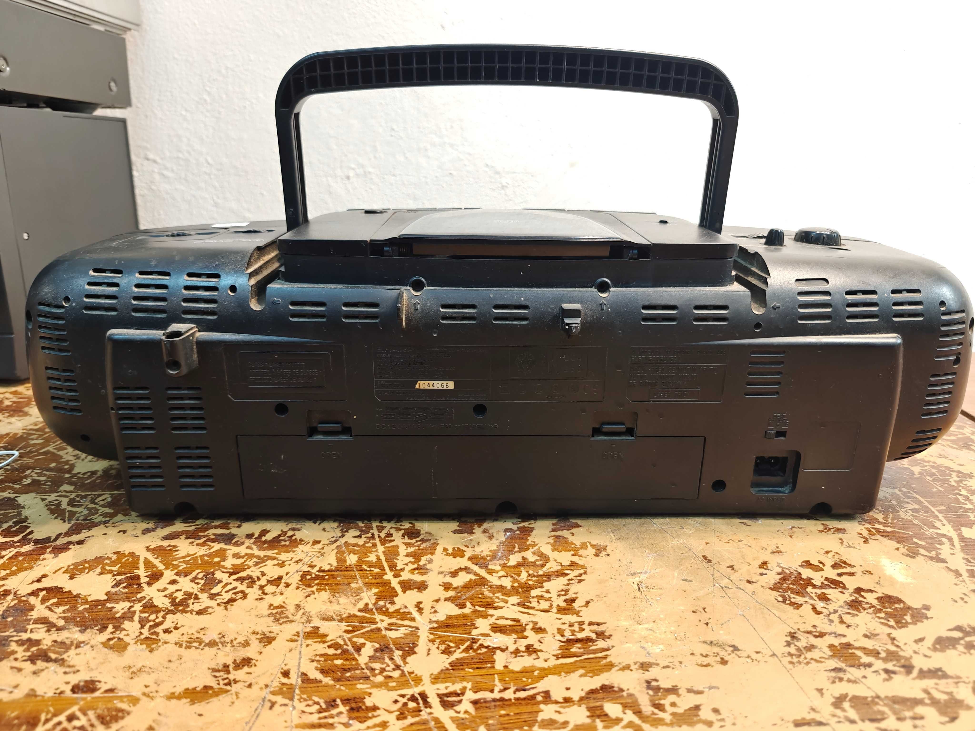 Radiomagnetofon Sharp WQ-CD60