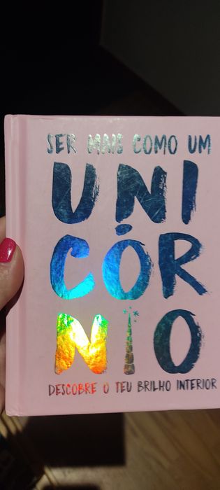 Livros de filmes e juvenis. Unicórnio e receitas