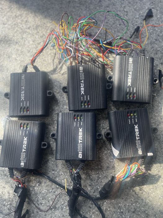 Продам GPS treker Bl820