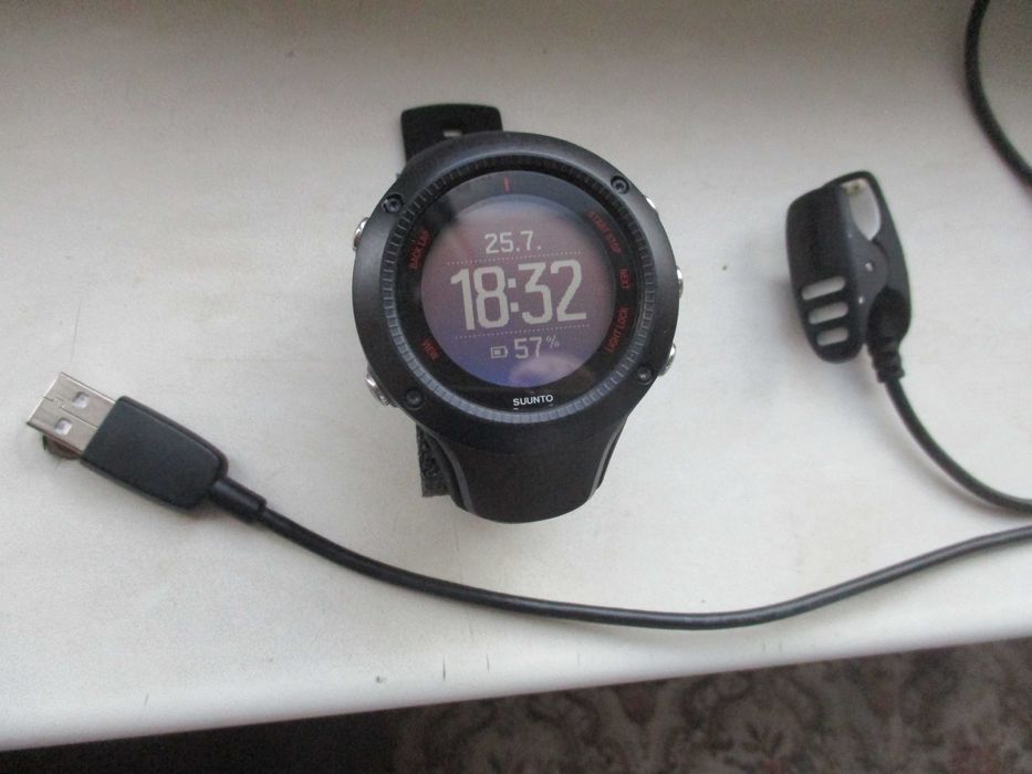 Suunto Ambit 3 Run Black – годинник для бігу та туризму